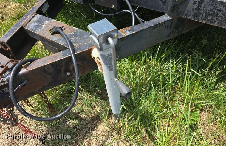 image for item DM1604 1996 Simpson equipment trailer
