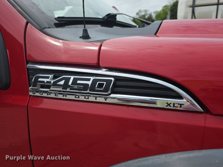 image for item DM1605 2012 Ford F450 Super Duty XLT ambulance