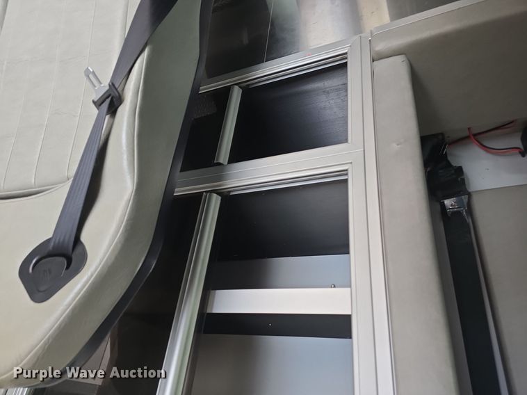 image for item DM1605 2012 Ford F450 Super Duty XLT ambulance