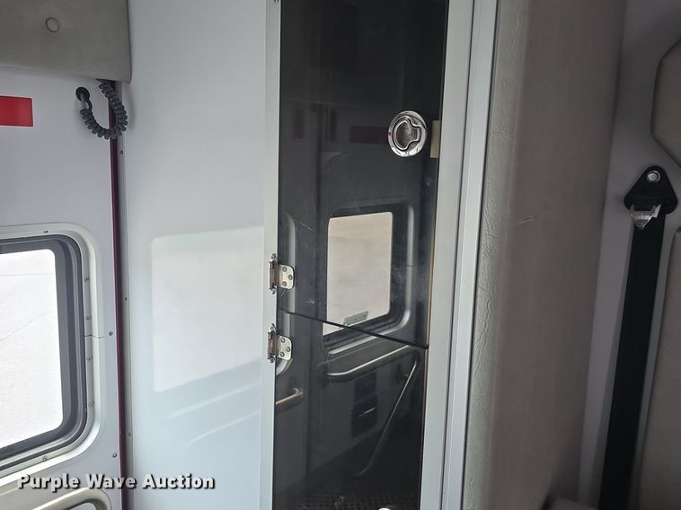 image for item DM1605 2012 Ford F450 Super Duty XLT ambulance