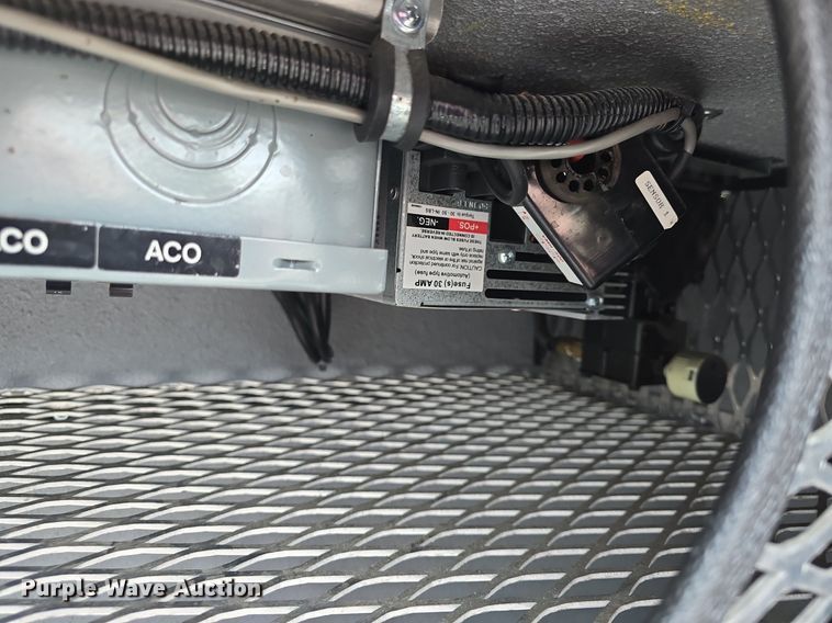 image for item DM1605 2012 Ford F450 Super Duty XLT ambulance