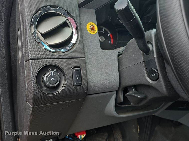 image for item DM1605 2012 Ford F450 Super Duty XLT ambulance