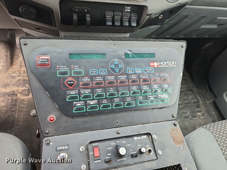 image for item DM1605 2012 Ford F450 Super Duty XLT ambulance