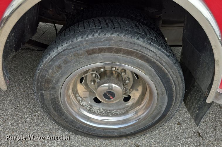 image for item DM1605 2012 Ford F450 Super Duty XLT ambulance