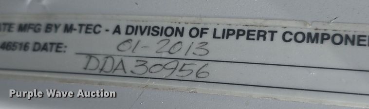 image for item DM1606 2013 Glaval shuttle bus