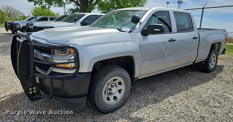 image for item DM1639 2018 Chevrolet Silverado 1500 Crew Cab pickup truck