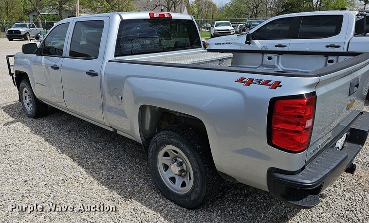 image for item DM1639 2018 Chevrolet Silverado 1500 Crew Cab pickup truck