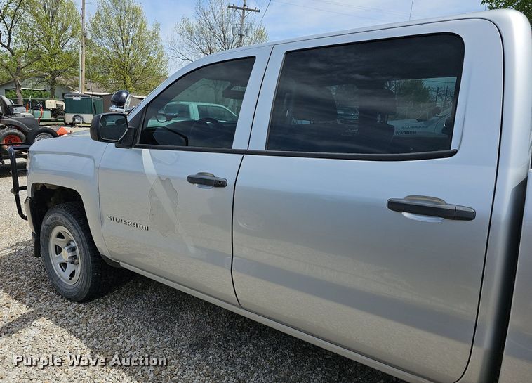 image for item DM1639 2018 Chevrolet Silverado 1500 Crew Cab pickup truck