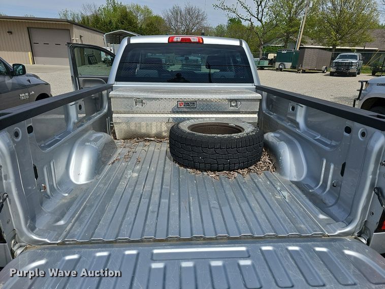 image for item DM1639 2018 Chevrolet Silverado 1500 Crew Cab pickup truck