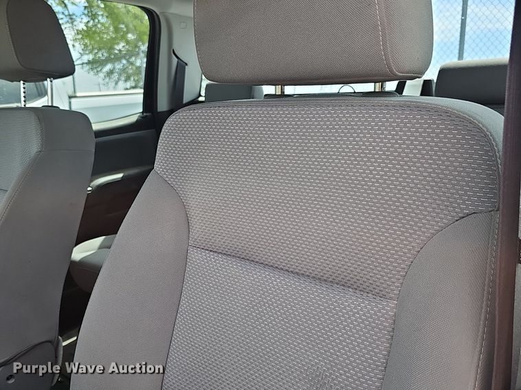 image for item DM1639 2018 Chevrolet Silverado 1500 Crew Cab pickup truck