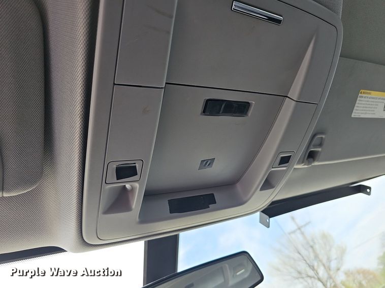 image for item DM1639 2018 Chevrolet Silverado 1500 Crew Cab pickup truck