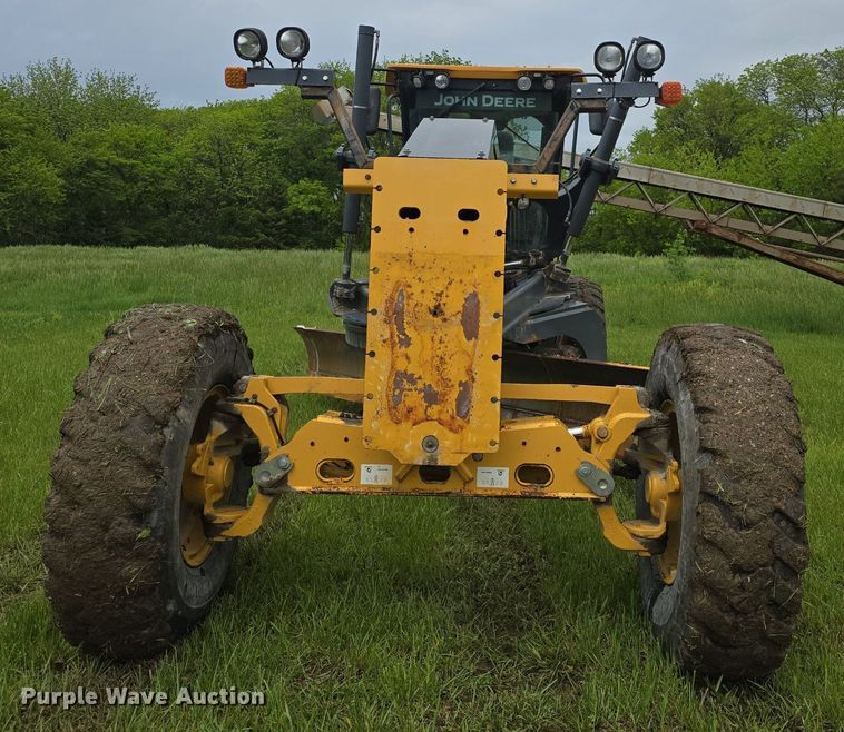 image for item DM1654 2013 John Deere 770G motor grader