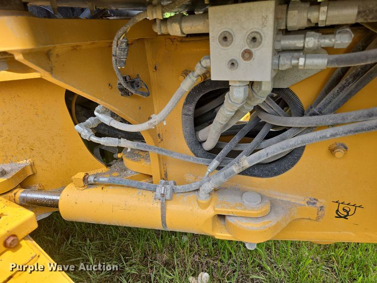 image for item DM1654 2013 John Deere 770G motor grader