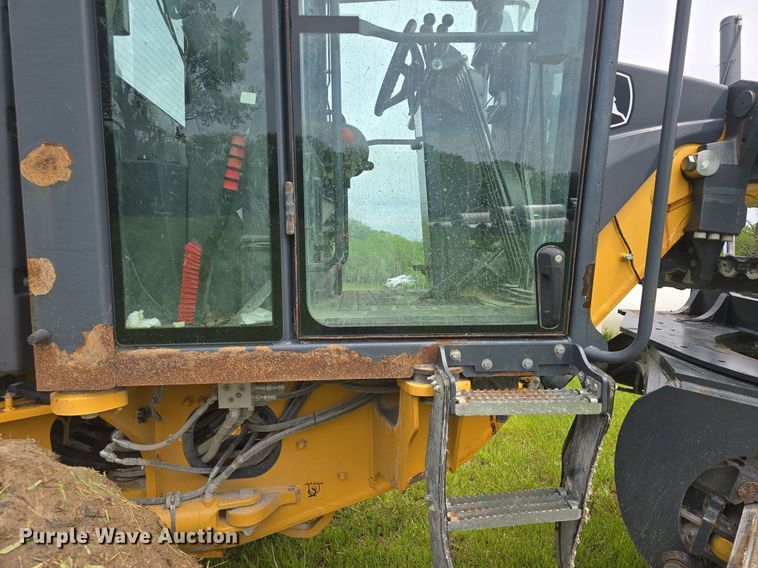 image for item DM1654 2013 John Deere 770G motor grader