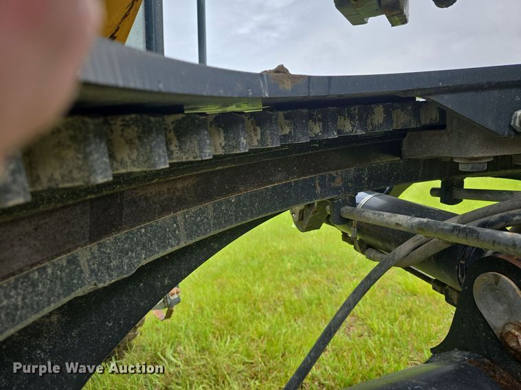 image for item DM1654 2013 John Deere 770G motor grader