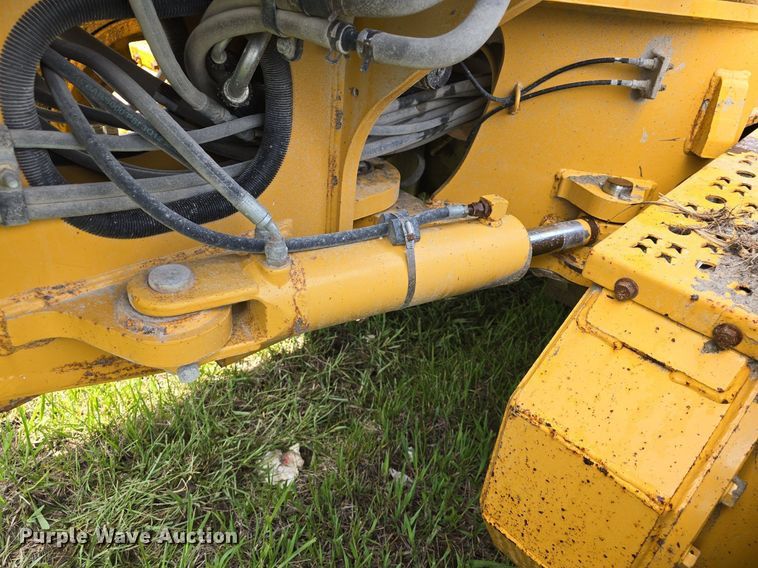 image for item DM1654 2013 John Deere 770G motor grader