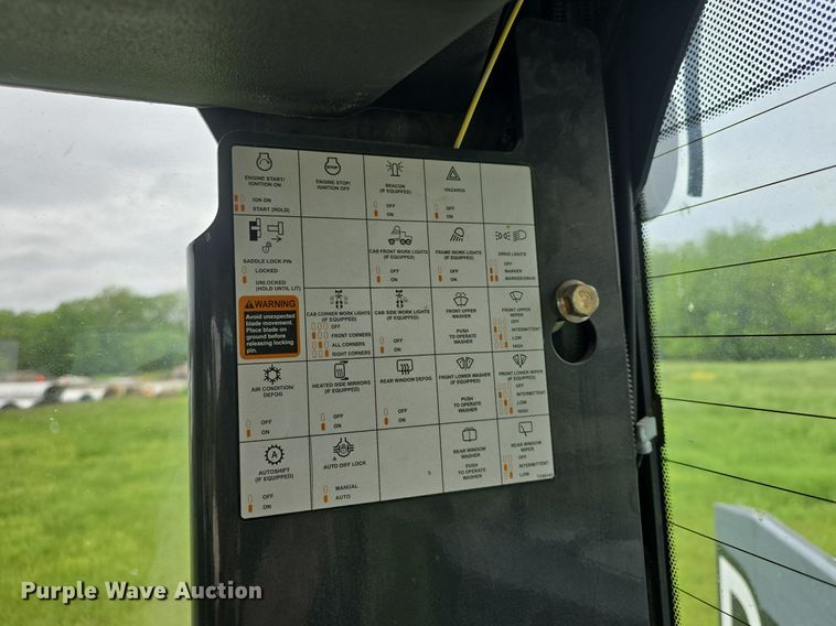 image for item DM1654 2013 John Deere 770G motor grader