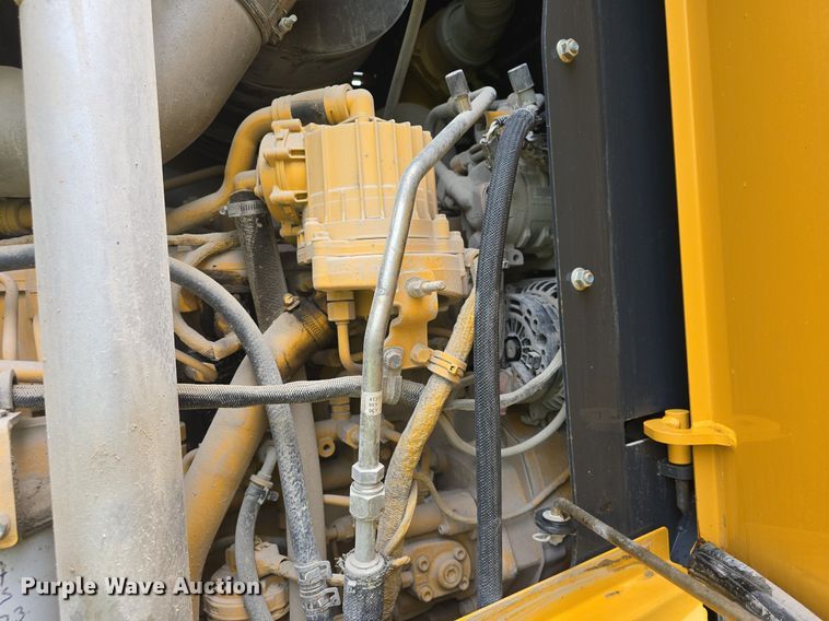 image for item DM1654 2013 John Deere 770G motor grader