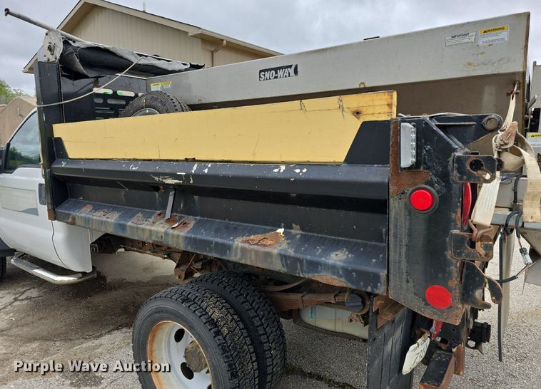 image for item DM1656 2010 Ford F550 Super Duty XL dump truck