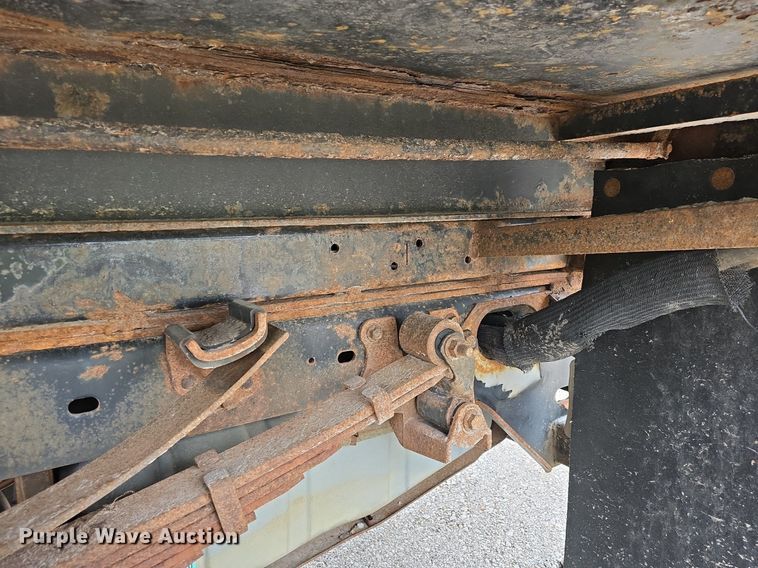 image for item DM1656 2010 Ford F550 Super Duty XL dump truck