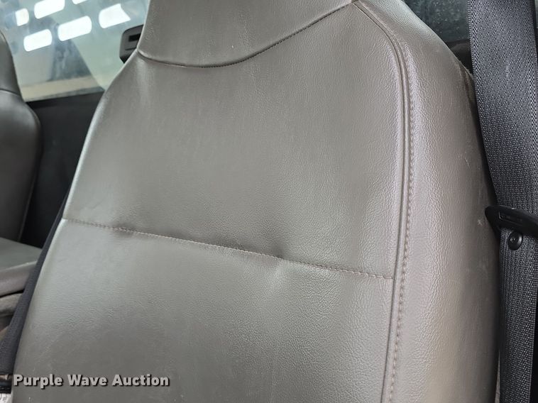 image for item DM1656 2010 Ford F550 Super Duty XL dump truck