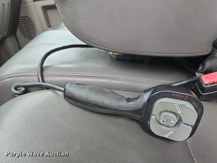 image for item DM1656 2010 Ford F550 Super Duty XL dump truck