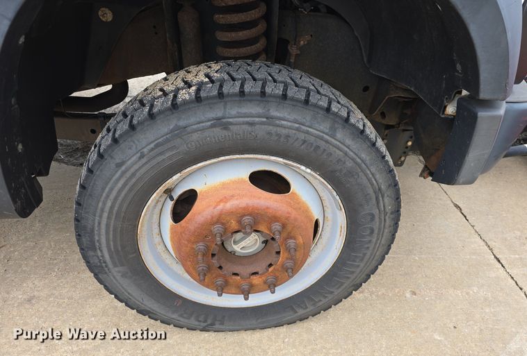 image for item DM1656 2010 Ford F550 Super Duty XL dump truck