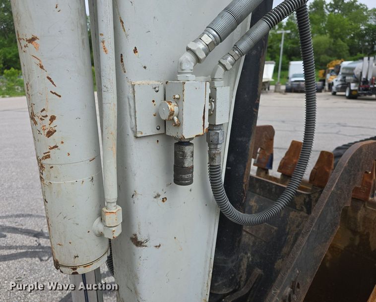 image for item DM1658 2014 Takeuchi TB290 mini excavator