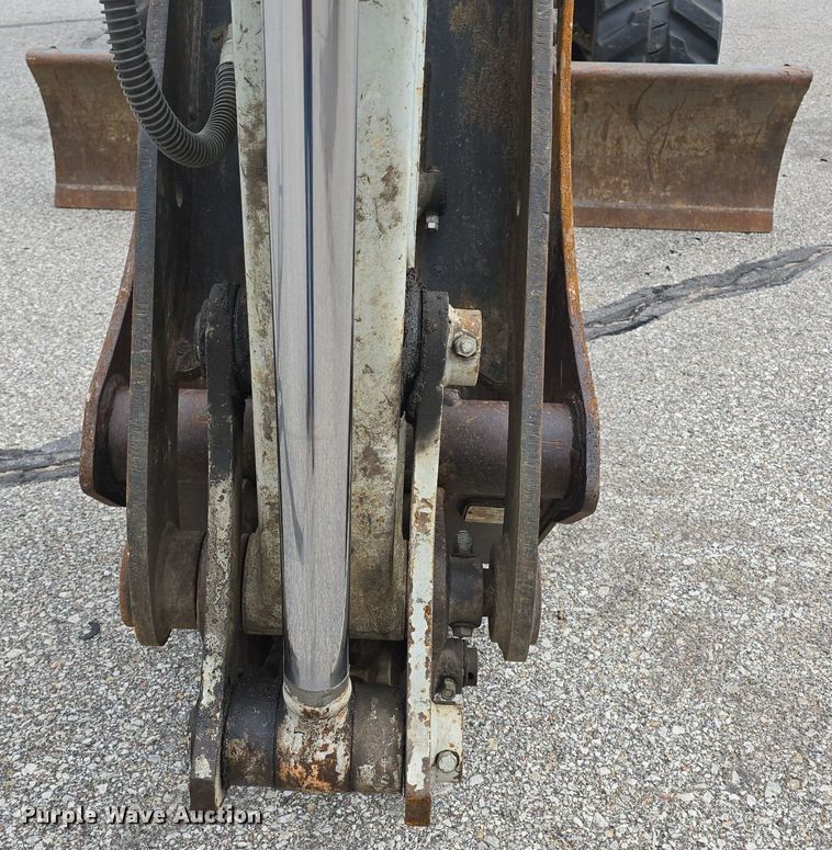 image for item DM1658 2014 Takeuchi TB290 mini excavator