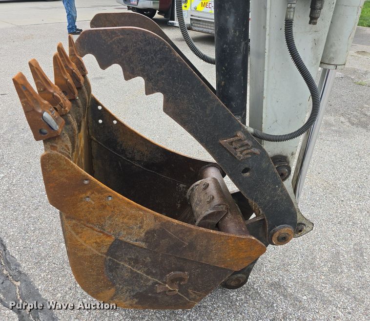 image for item DM1658 2014 Takeuchi TB290 mini excavator