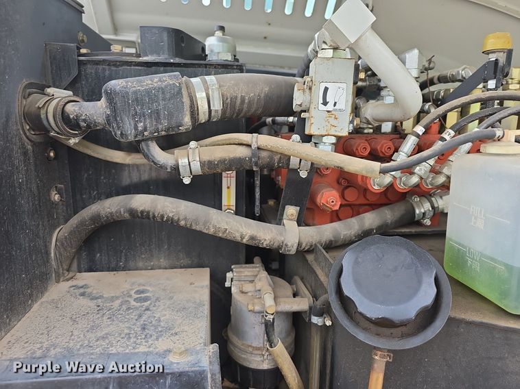 image for item DM1658 2014 Takeuchi TB290 mini excavator