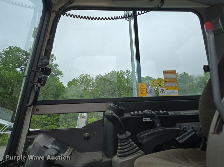 image for item DM1658 2014 Takeuchi TB290 mini excavator