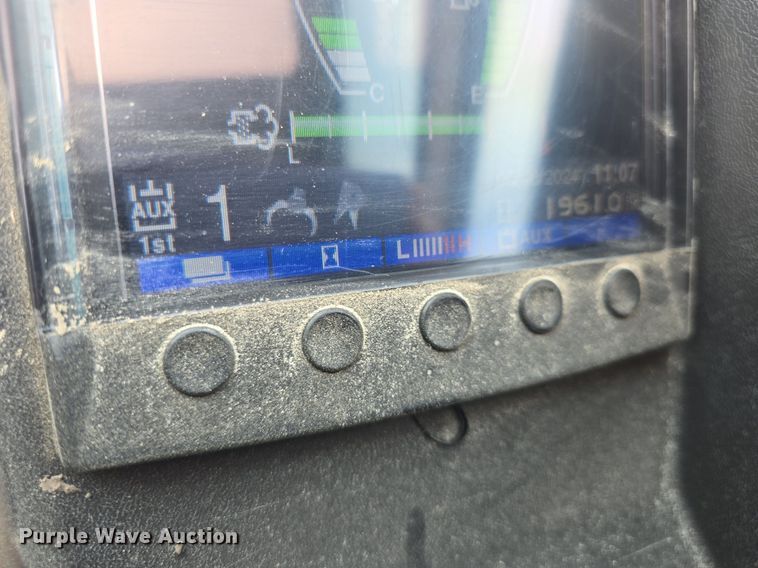 image for item DM1658 2014 Takeuchi TB290 mini excavator