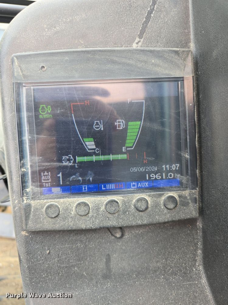 image for item DM1658 2014 Takeuchi TB290 mini excavator