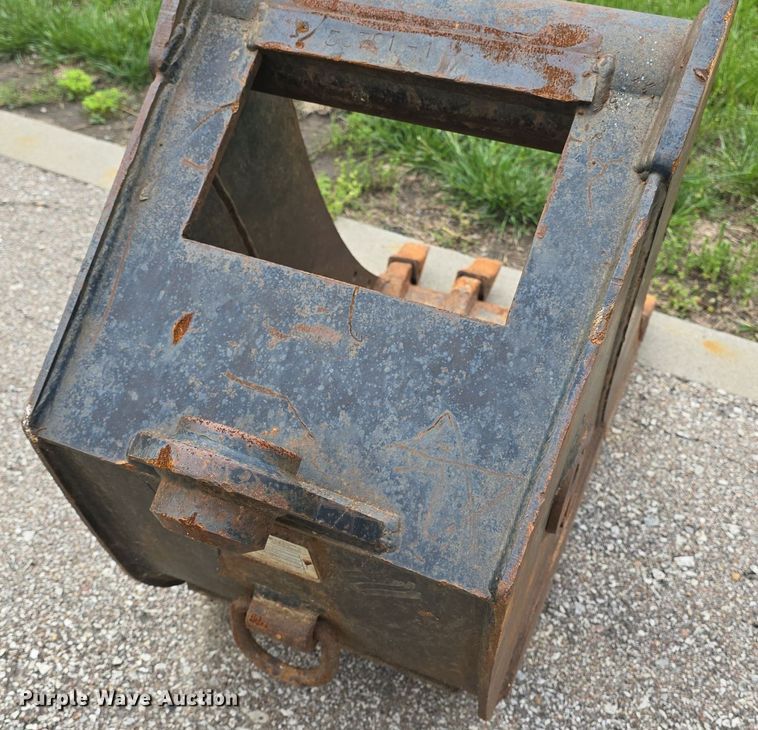 image for item DM1658 2014 Takeuchi TB290 mini excavator