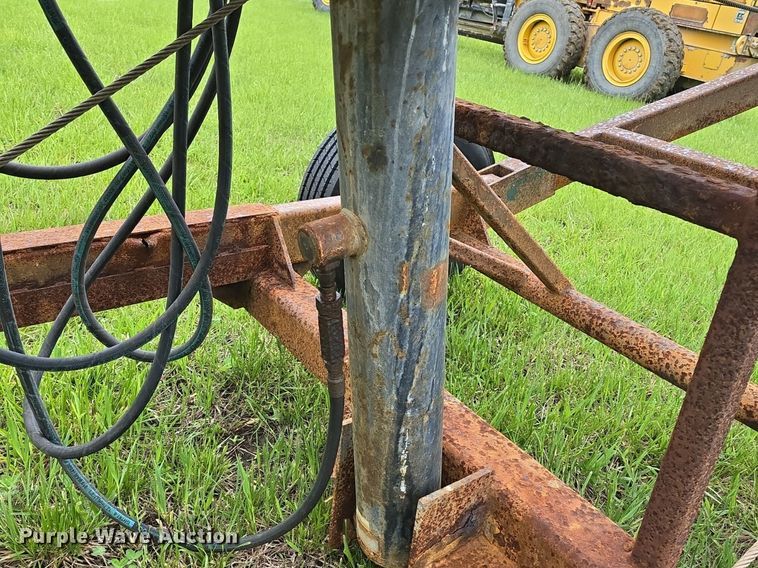 image for item DM1663 1994 Kimco KC1870SS conveyor