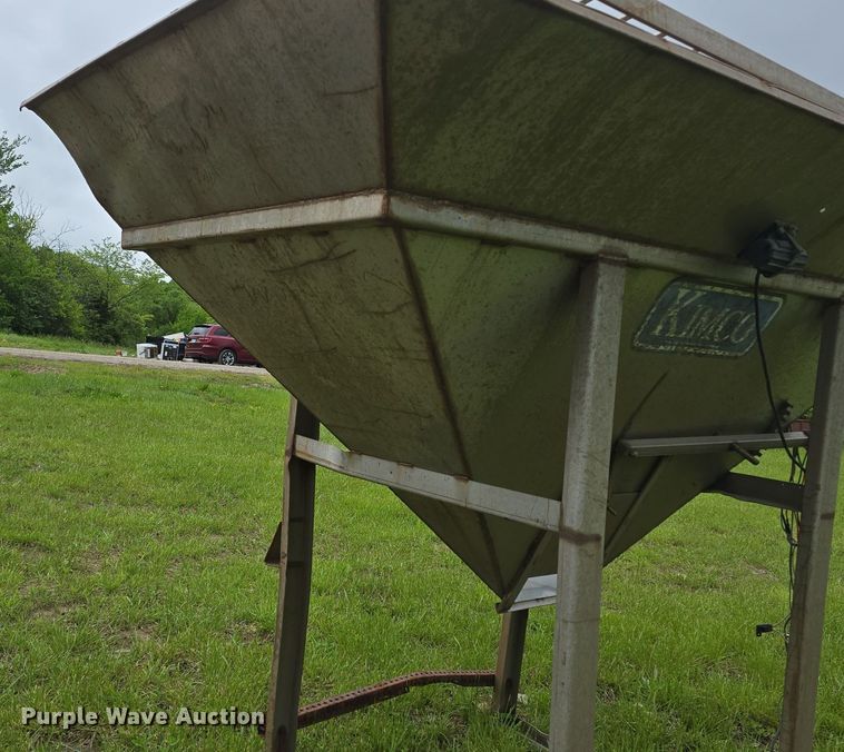 image for item DM1663 1994 Kimco KC1870SS conveyor