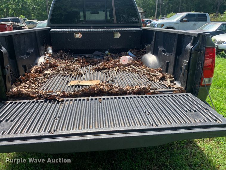 image for item DM7832 2005 Nissan  Titan King Cab pickup truck