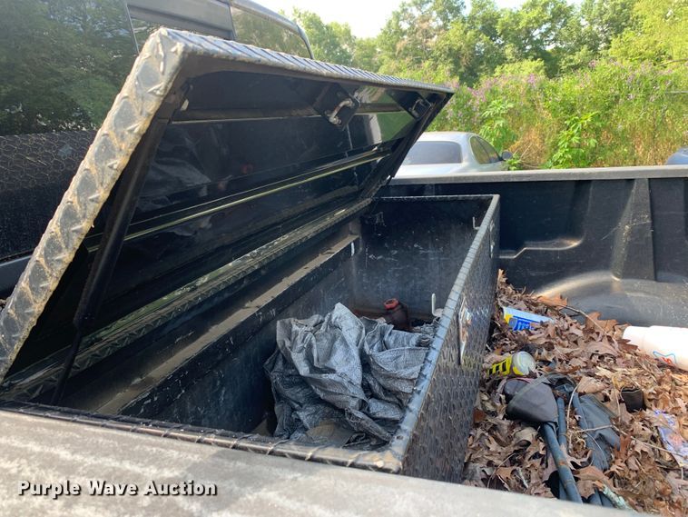 image for item DM7832 2005 Nissan  Titan King Cab pickup truck