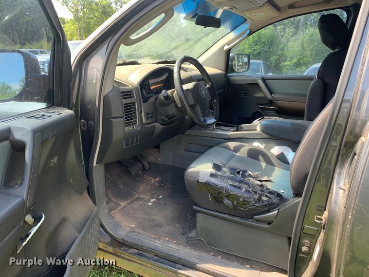 image for item DM7832 2005 Nissan  Titan King Cab pickup truck