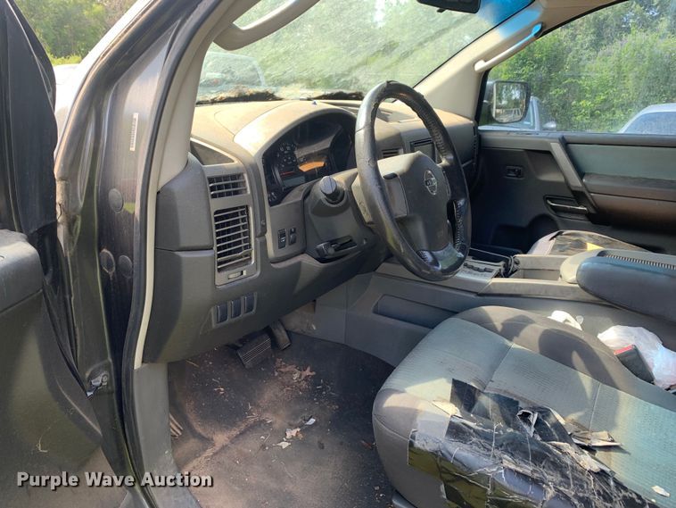 image for item DM7832 2005 Nissan  Titan King Cab pickup truck