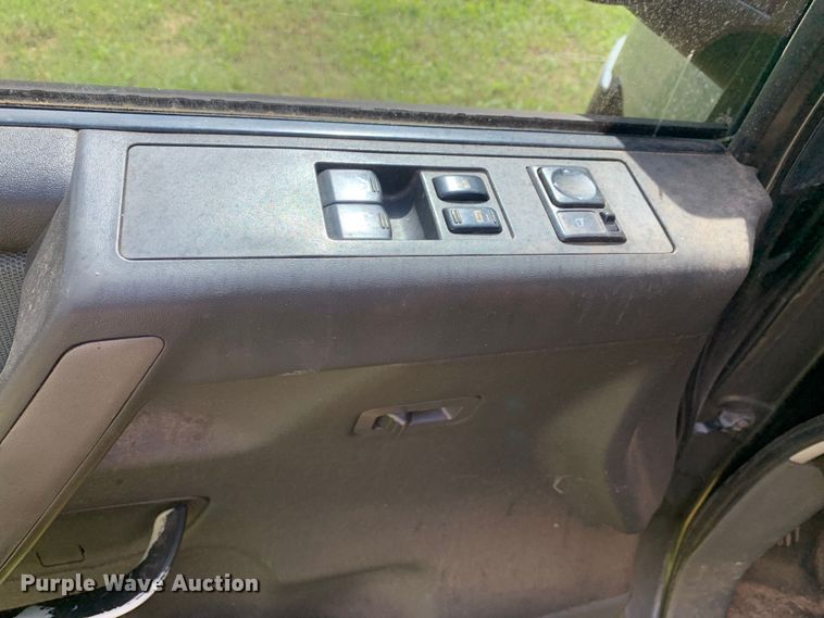 image for item DM7832 2005 Nissan  Titan King Cab pickup truck