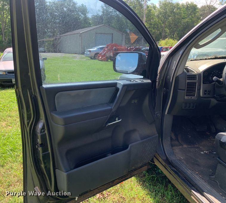 image for item DM7832 2005 Nissan  Titan King Cab pickup truck