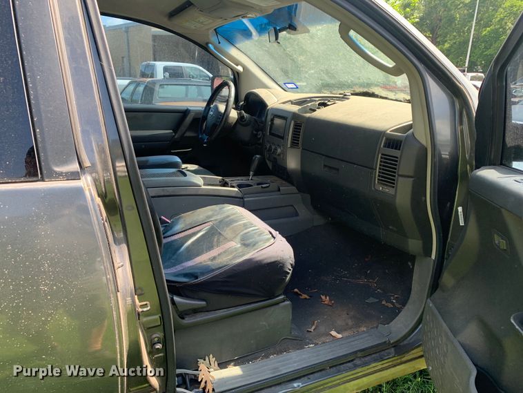 image for item DM7832 2005 Nissan  Titan King Cab pickup truck