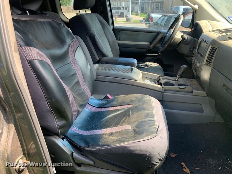 image for item DM7832 2005 Nissan  Titan King Cab pickup truck