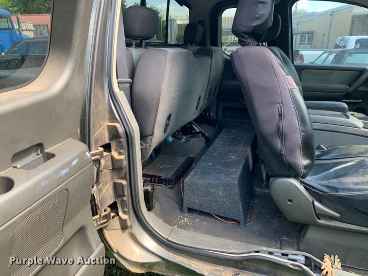 image for item DM7832 2005 Nissan  Titan King Cab pickup truck