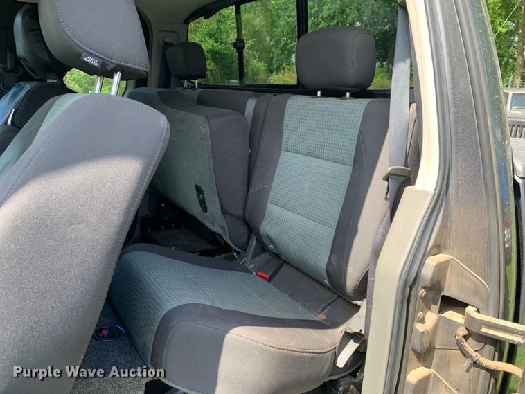 image for item DM7832 2005 Nissan  Titan King Cab pickup truck