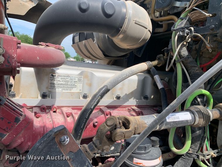 image for item DM7836 2014 Mack CHU613 semi truck