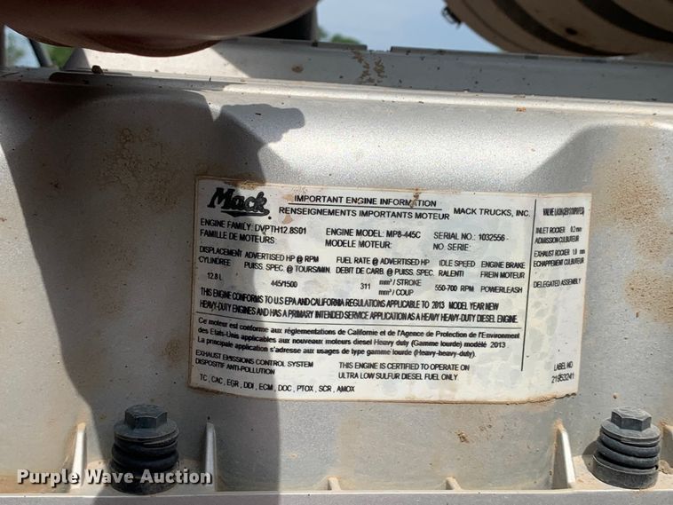 image for item DM7836 2014 Mack CHU613 semi truck