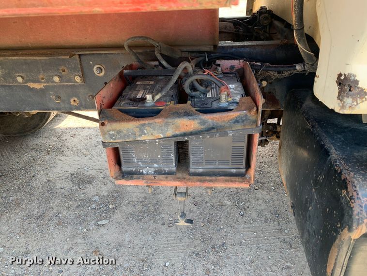 image for item DM7838 1986 Ford FT8000 dump truck